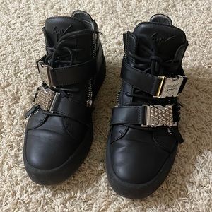 Giuseppe Zanotti , Michael Jackson Tribute. Very detailed fun shoe